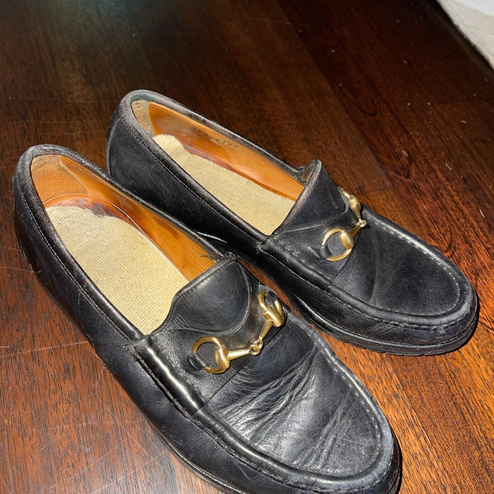 GUCCI WOMENS LOAFERS